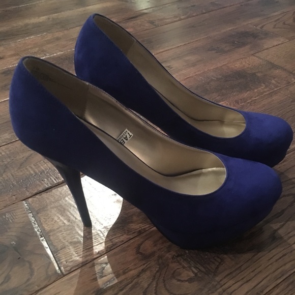 Blue “Suede” Shoes Sexy Stilettos 5” 💙 Size 10 - Picture 5 of 6